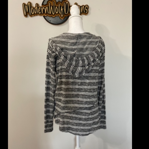 ⏰Olivia Sky - Zip up Striped Hoodie - L - Picture 3 of 4